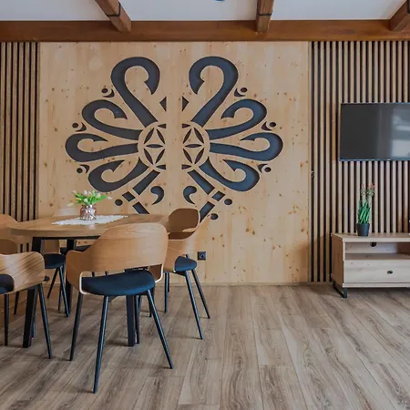 샬레 Cicha Przystan *